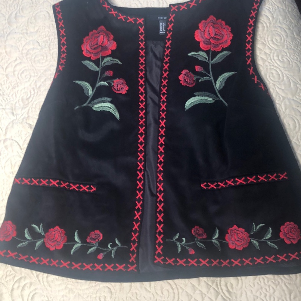 Floral embroidered vest